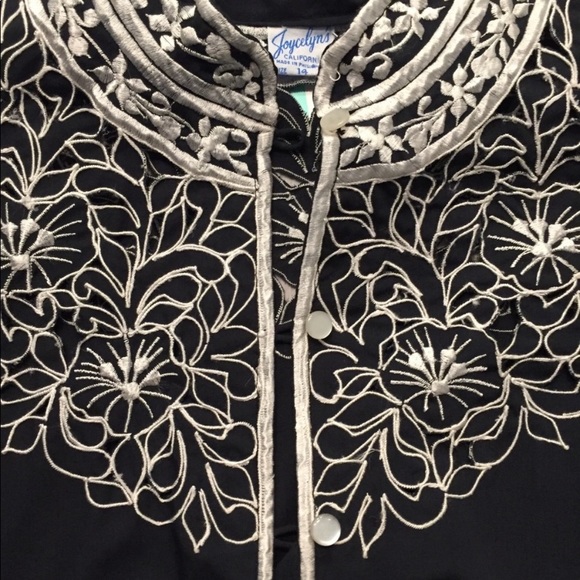 Vintage EUC Embroidery Lace Black&White Tunic - Picture 4 of 8